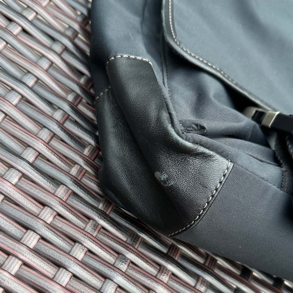 Coach Men's Messenger Bag - Picture 5 of 13